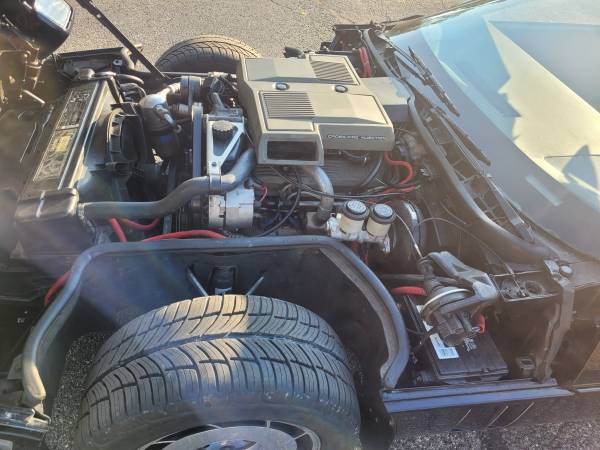 1984 Chevrolet Corvette Base 2dr Hatchback — photo 7