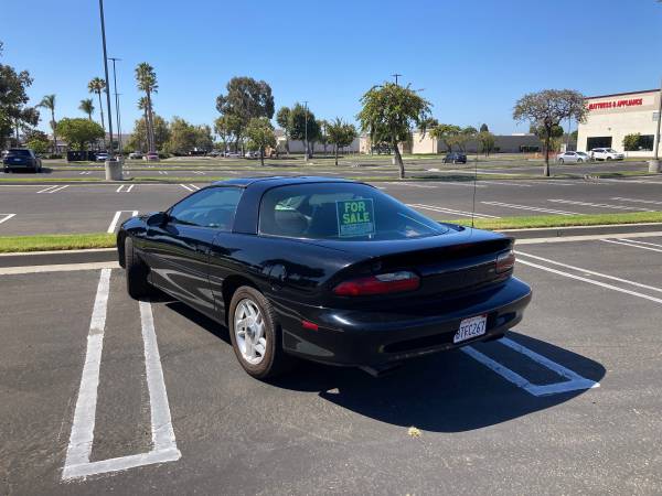 1996 Chevrolet Camaro Z28 2dr Hatchback — photo 3