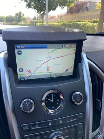 2012 Cadillac SRX Base 4dr Front-wheel Drive Automatic — photo 11