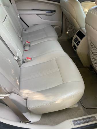 2012 Cadillac SRX Base 4dr Front-wheel Drive Automatic — photo 3