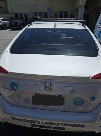 2018 Honda Civic EX-L 4dr Hatchback CVT — photo 4