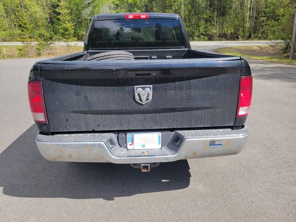 2015 RAM 1500 Express 4x4 Quad Cab 140 in. WB Automatic — photo 4