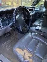 1997 GMC Dually — photo 5