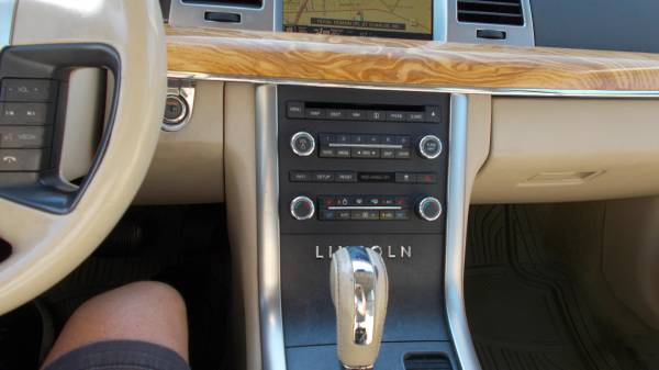 2009 Lincoln MKS Base — photo 12