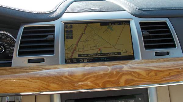 2009 Lincoln MKS Base — photo 11