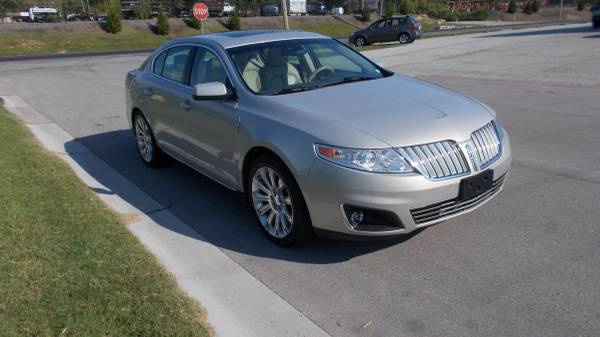 2009 Lincoln MKS Base — photo 3