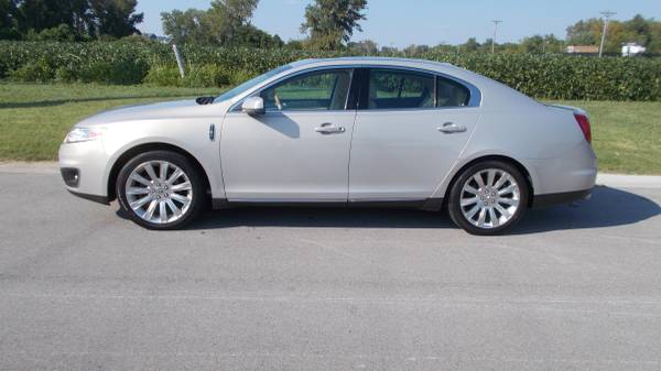2009 Lincoln MKS Base — photo 1