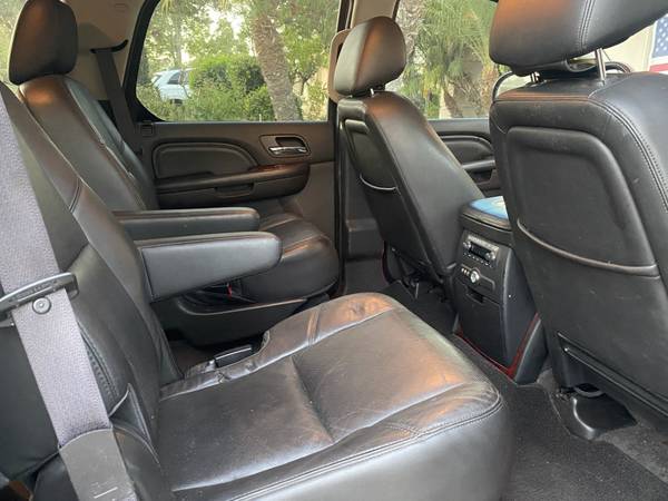 2014 Cadillac Escalade Base — photo 5