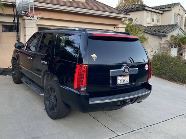 2014 Cadillac Escalade Base — photo 1