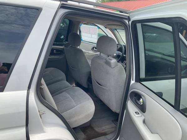 2005 Chevrolet Trailblazer LT 4x2 Automatic — photo 11