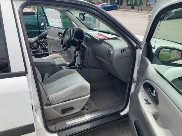 2005 Chevrolet Trailblazer LT 4x2 Automatic — photo 9