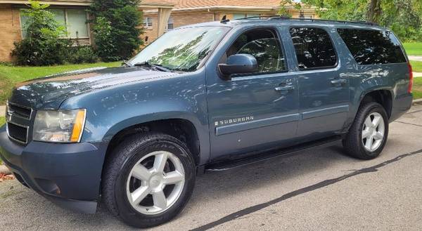 2009 Chevrolet Suburban 1500 LS 4x2 Automatic — photo 3