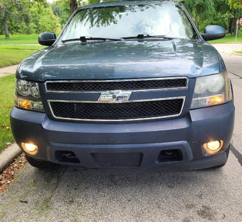 2009 Chevrolet Suburban 1500 LS 4x2 Automatic — photo 5