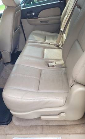 2009 Chevrolet Suburban 1500 LS 4x2 Automatic — photo 8