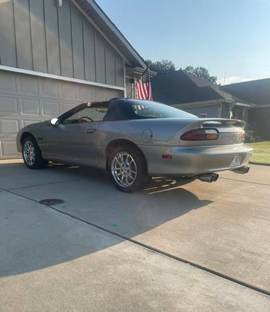 2000 Chevrolet Camaro Base — photo 2