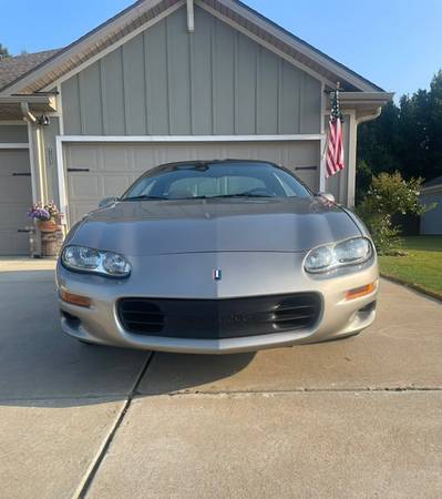 2000 Chevrolet Camaro Base — photo 10