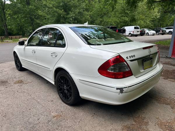 2009 Mercedes-Benz E350 — photo 4