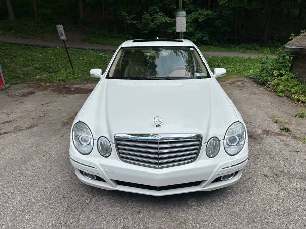 2009 Mercedes-Benz E350 — photo 2