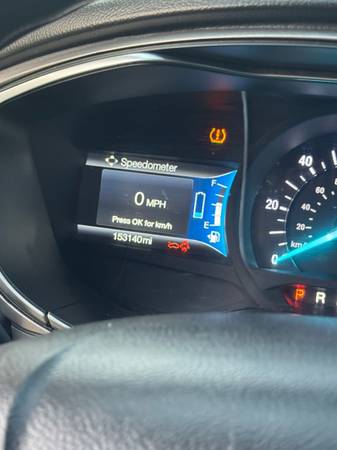 2018 Ford Fusion Hybrid SE 4dr Front-wheel Drive Sedan CVT — photo 4