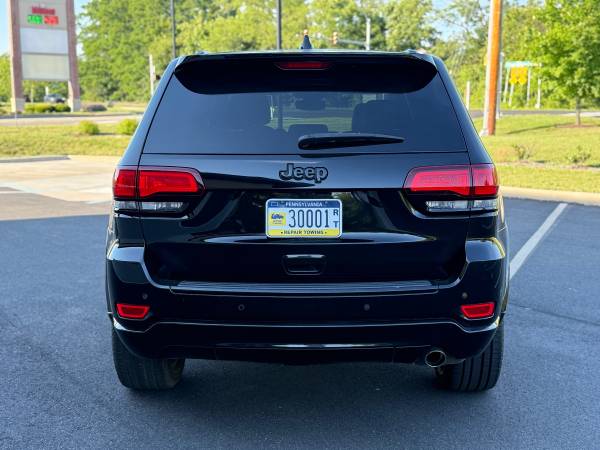 2017 Jeep Grand Cherokee SRT 4dr 4x4 Automatic — photo 4