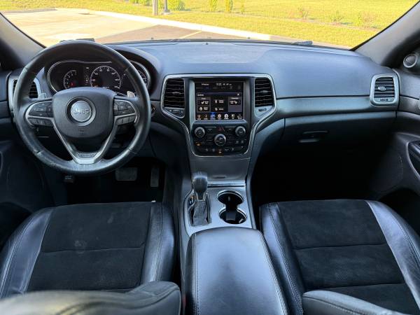 2017 Jeep Grand Cherokee SRT 4dr 4x4 Automatic — photo 11