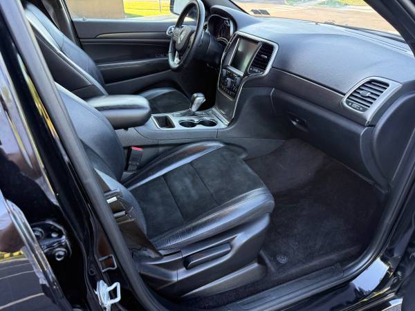 2017 Jeep Grand Cherokee SRT 4dr 4x4 Automatic — photo 6