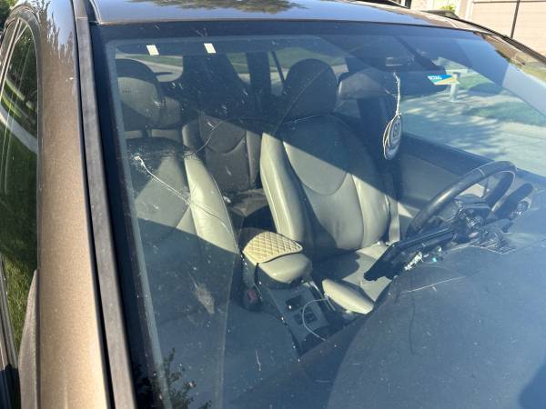 2011 Toyota Rav4 Base 4dr 4x4 Automatic — photo 6