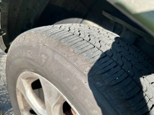 2011 Toyota Rav4 Base 4dr 4x4 Automatic — photo 3