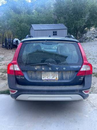 2009 Volvo Xc70 T6 4dr All-wheel Drive Wagon Automatic — photo 2