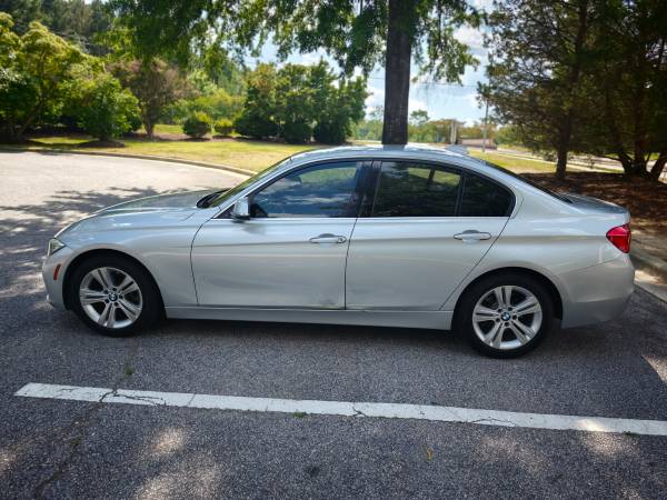 2017 BMW 330i Sport — photo 6