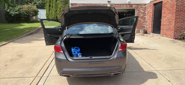 2015 Chrysler 200 C — photo 9