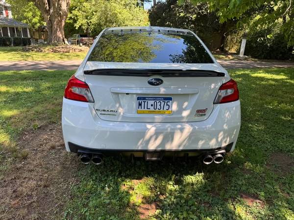2016 Subaru WRX STI Limited w/Wing 4dr All-wheel Drive Sedan Manual — photo 9