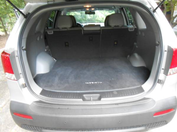 2013 KIA Sorento LX — photo 7