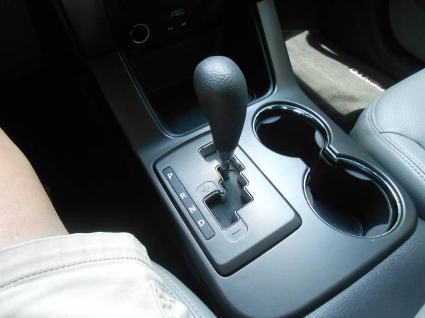 2013 KIA Sorento LX — photo 9