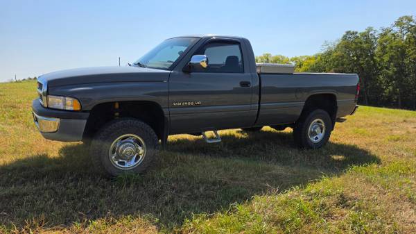 1995 Dodge RAM 2500 ST 2dr Extended Cab SB — photo 1
