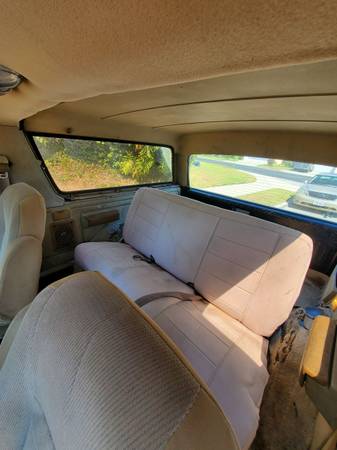 1989 Ford Bronco Base 2dr XLT 4WD SUV — photo 7