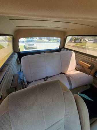 1989 Ford Bronco Base 2dr XLT 4WD SUV — photo 5