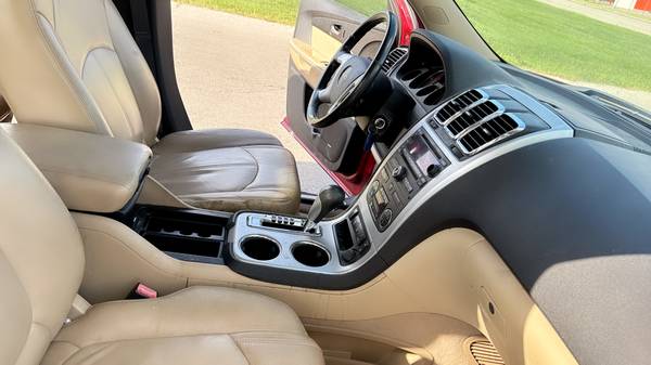 2012 GMC Acadia SLT-2 All-wheel Drive Automatic — photo 12
