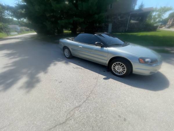 2005 Chrysler Sebring Touring 2dr Convertible Automatic — photo 12