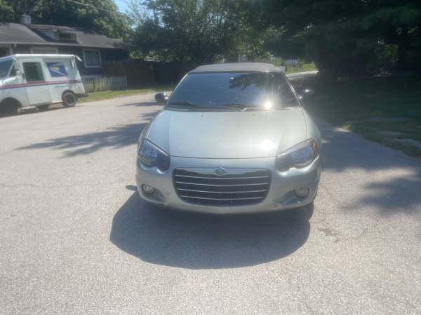 2005 Chrysler Sebring Touring 2dr Convertible Automatic — photo 3