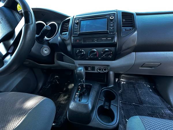 2014 Toyota Tacoma Base 4x4 Regular Cab 109.6 in. WB Automatic — photo 9