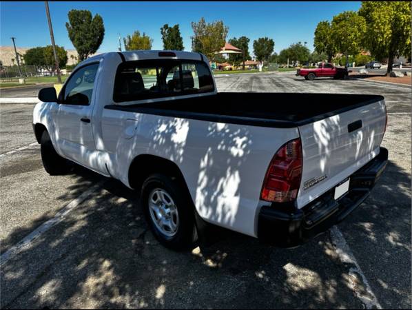 2014 Toyota Tacoma Base 4x4 Regular Cab 109.6 in. WB Automatic — photo 2
