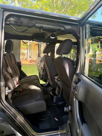 2014 Jeep Wrangler Sport — photo 9