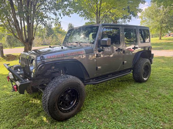 2014 Jeep Wrangler Sport — photo 2