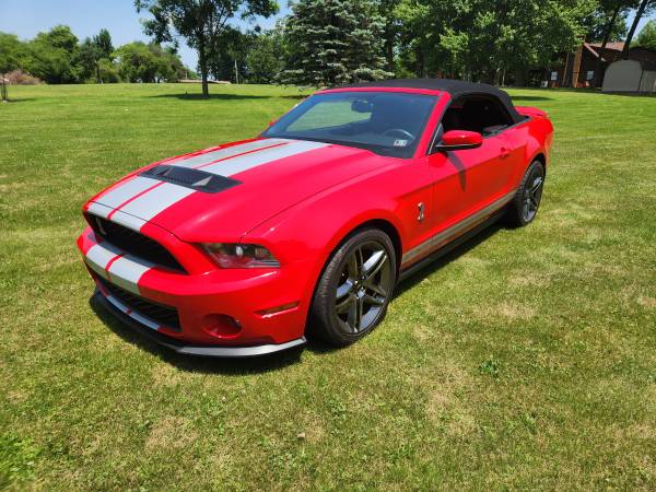 2011 Ford Mustang GT 2dr Coupe Manual — photo 1