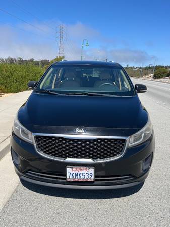 2015 KIA Sedona LX Passenger Van — photo 3