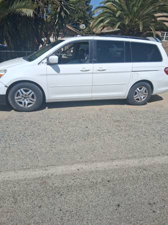 2005 Honda Odyssey EX Passenger Van Automatic — photo 4