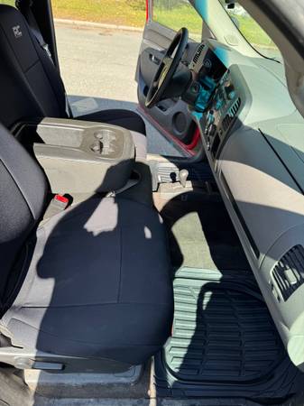 2013 Chevrolet Silverado 1500 LT 4x2 Regular Cab 8 ft. box 133 in. WB Automatic — photo 12