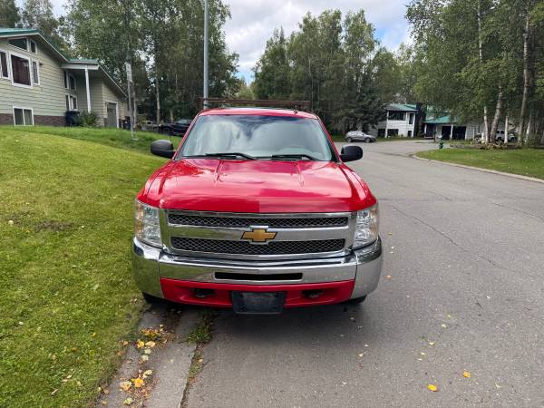 2013 Chevrolet Silverado 1500 LT 4x2 Regular Cab 8 ft. box 133 in. WB Automatic — photo 2