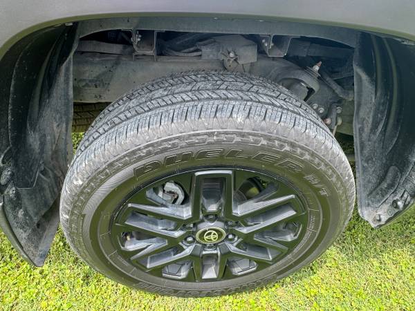 2026 Toyota Tundra 4WD Limited CrewMax 5.5' Bed (GS) Four Wheel Drive Automatic — photo 8